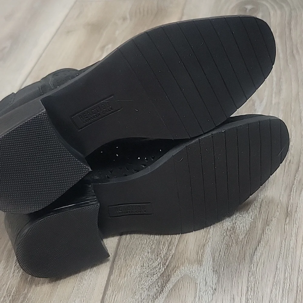 Kenneth Cole Size 5 Black Salt Laser Gore Bootie NEW